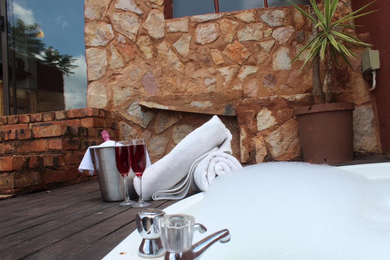 La Montagne Guest Lodge Hartbeespoort Esterno foto