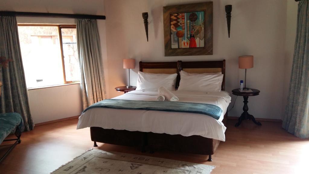 La Montagne Guest Lodge Hartbeespoort Esterno foto