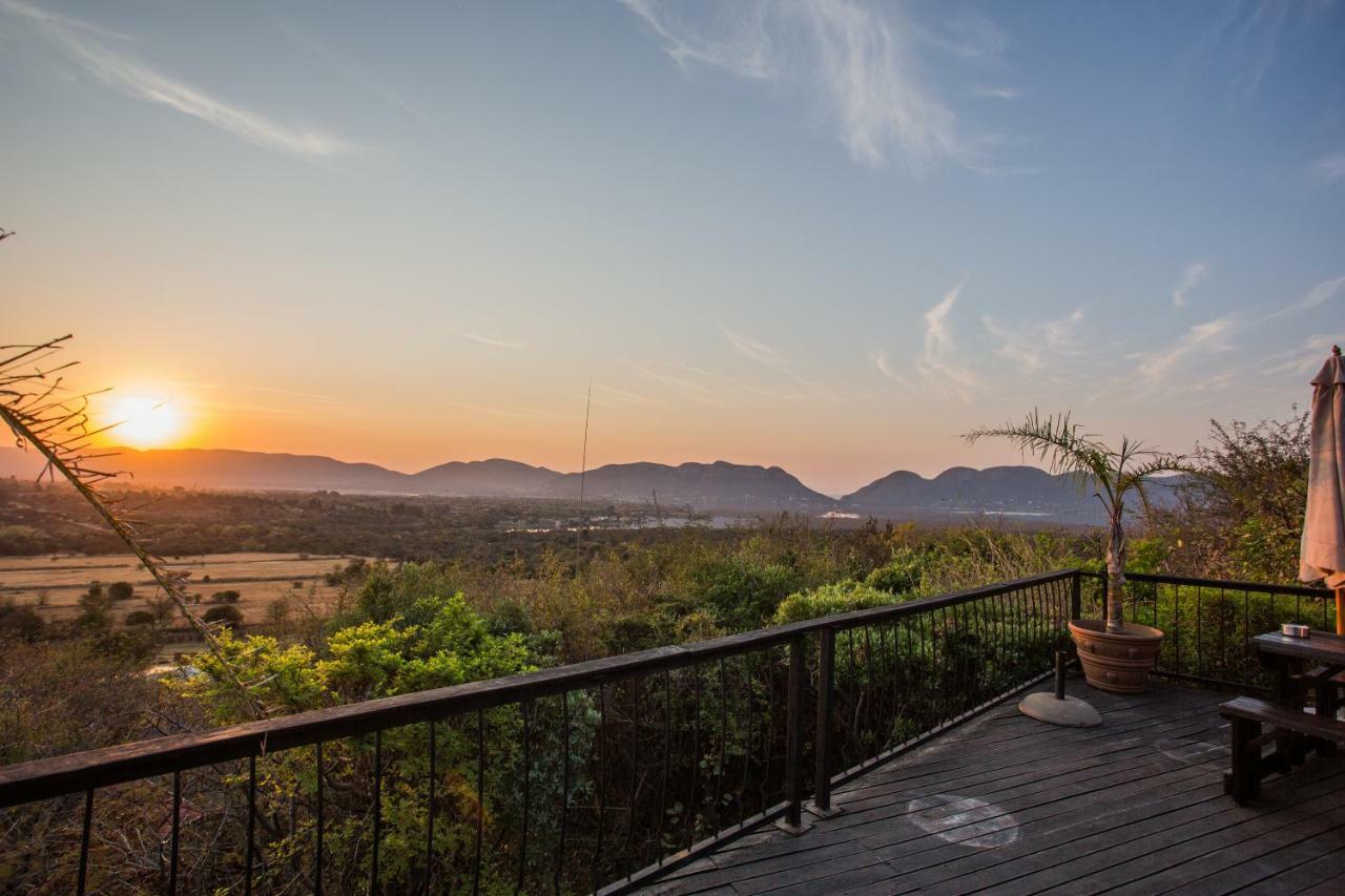 La Montagne Guest Lodge Hartbeespoort Esterno foto